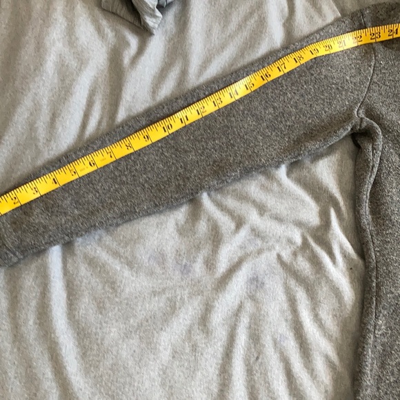 Merrell sweater - Picture 7 of 8